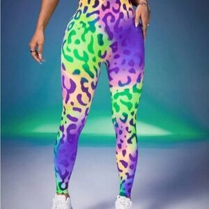 SHEIN Neon Rainbow Cheetah Scrunch Butt Lifting Leggings Women’s Small